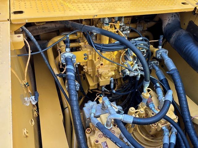 2021 Caterpillar 349