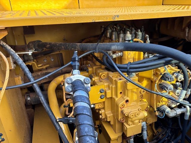 2021 Caterpillar 349