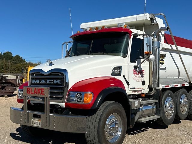 2007 Mack Granite CV713