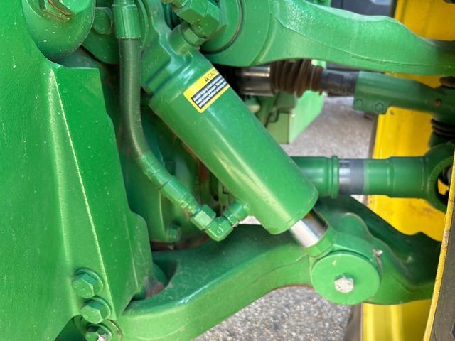 2020 John Deere 8R250 MFWD